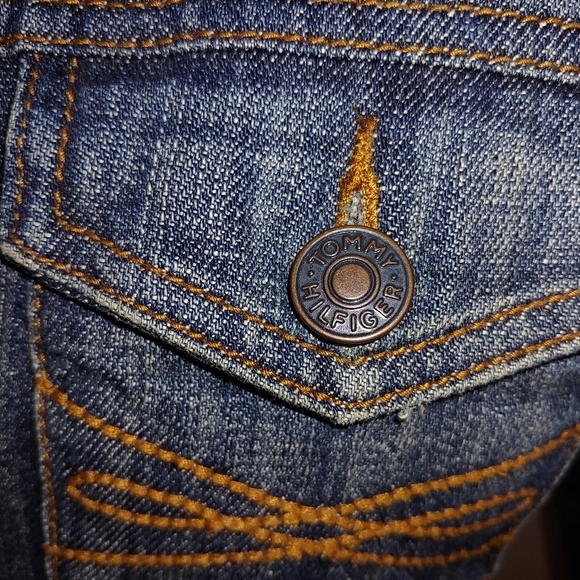 Tommy Hilfiger denim jacket - Picture 3 of 9